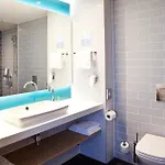 Hotel Express & By Ihg 3*