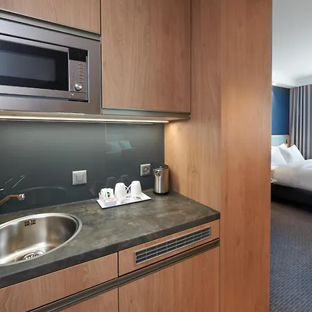 Hotel Express & By Ihg