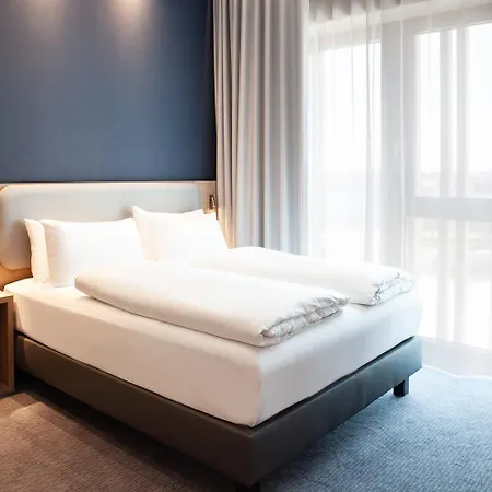 Otel Express & By Ihg Monheim am Rhein