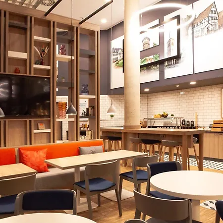 Express & By Ihg