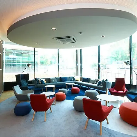 Express & By Ihg Otel