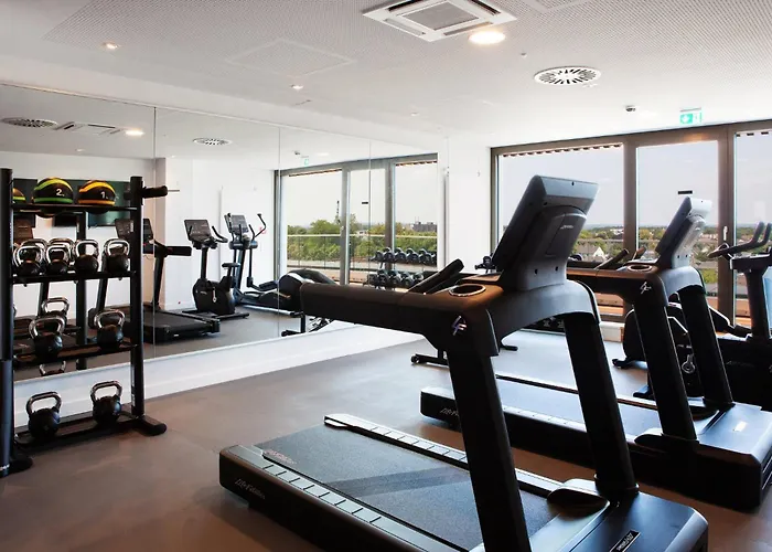 Express & By Ihg 酒店 *